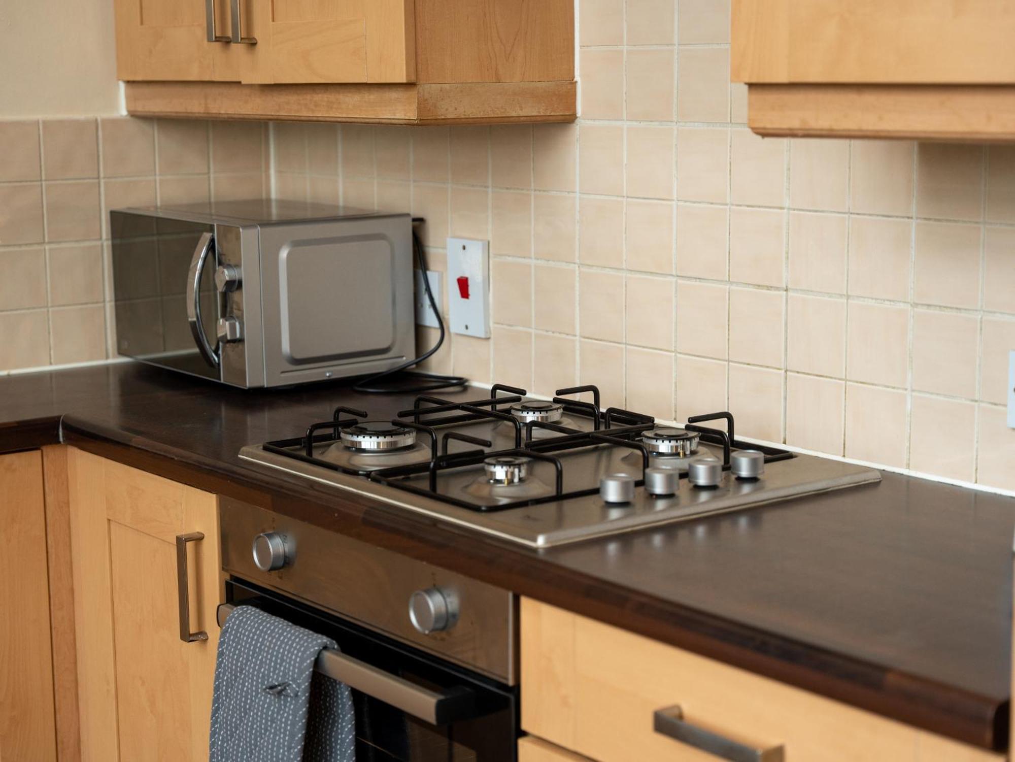Luxury 2 Bed Apartment - Near Heathrow, Legoland, Windsor Slough Esterno foto