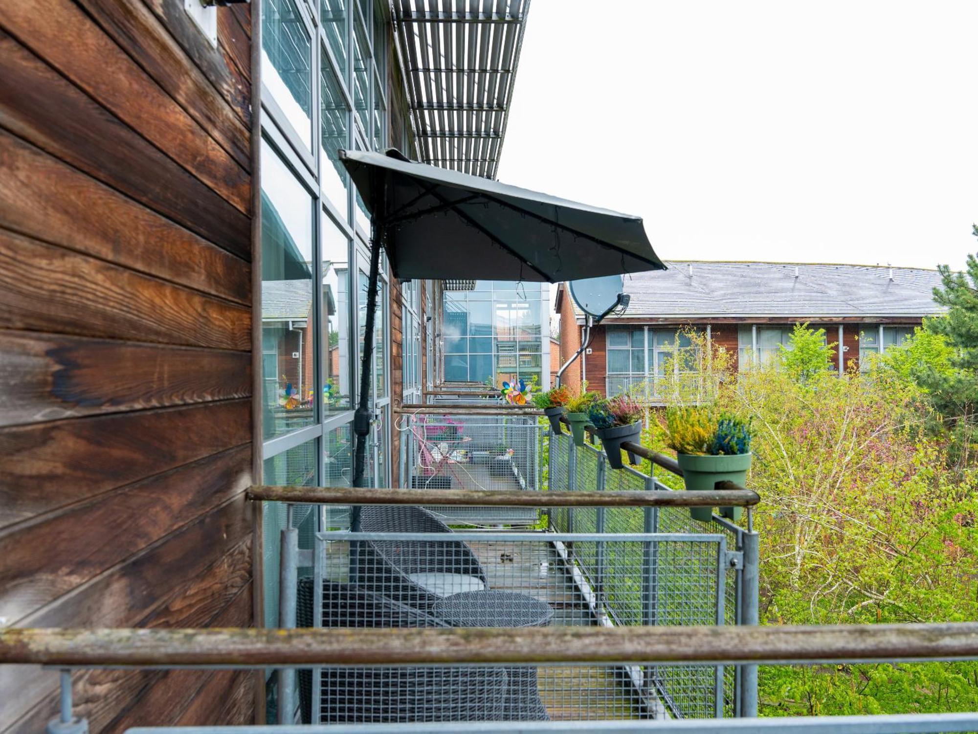 Luxury 2 Bed Apartment - Near Heathrow, Legoland, Windsor Slough Esterno foto